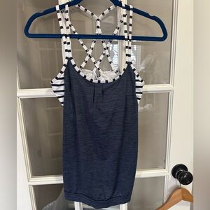 Athleta size small womens workout tank with built in bra